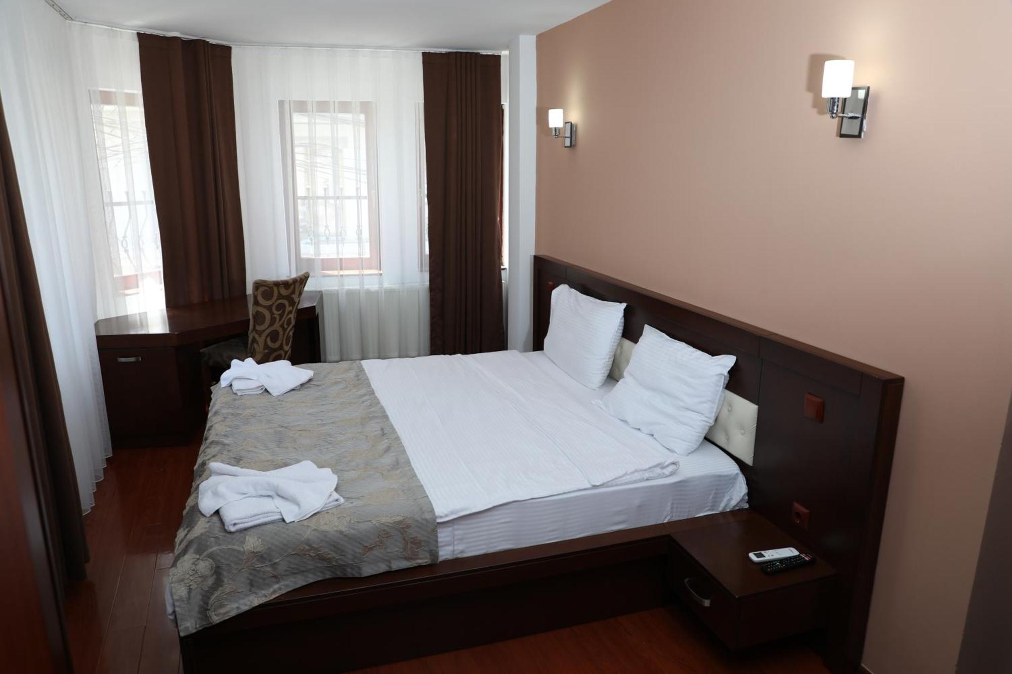 Bruti Hotel Prizren Exterior photo
