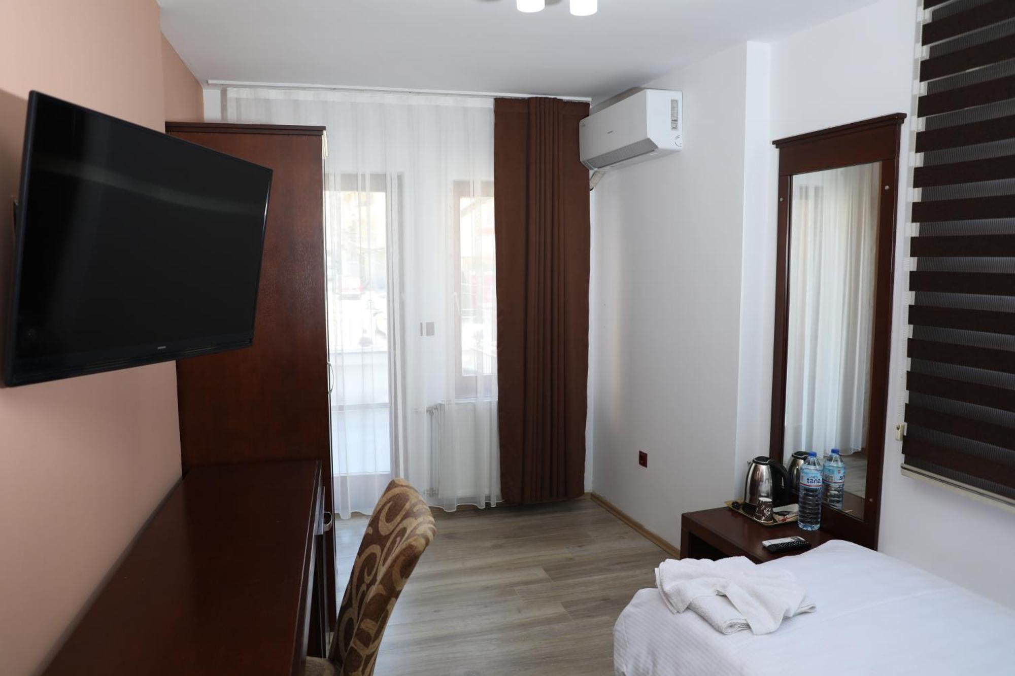 Bruti Hotel Prizren Exterior photo