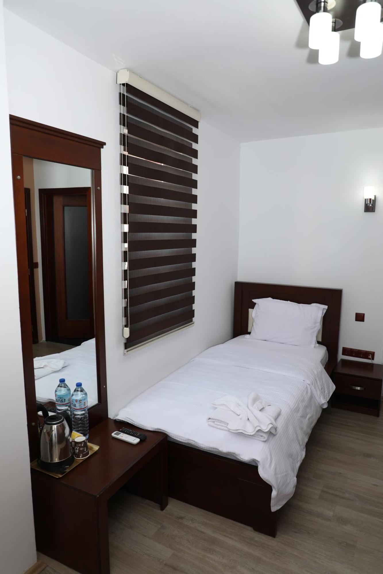 Bruti Hotel Prizren Exterior photo