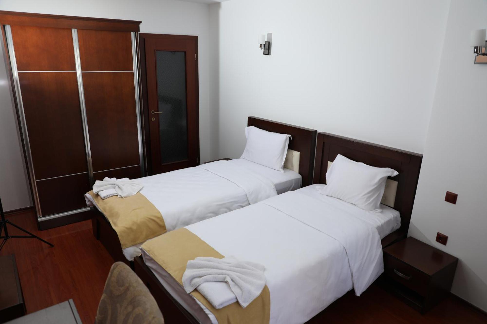 Bruti Hotel Prizren Exterior photo