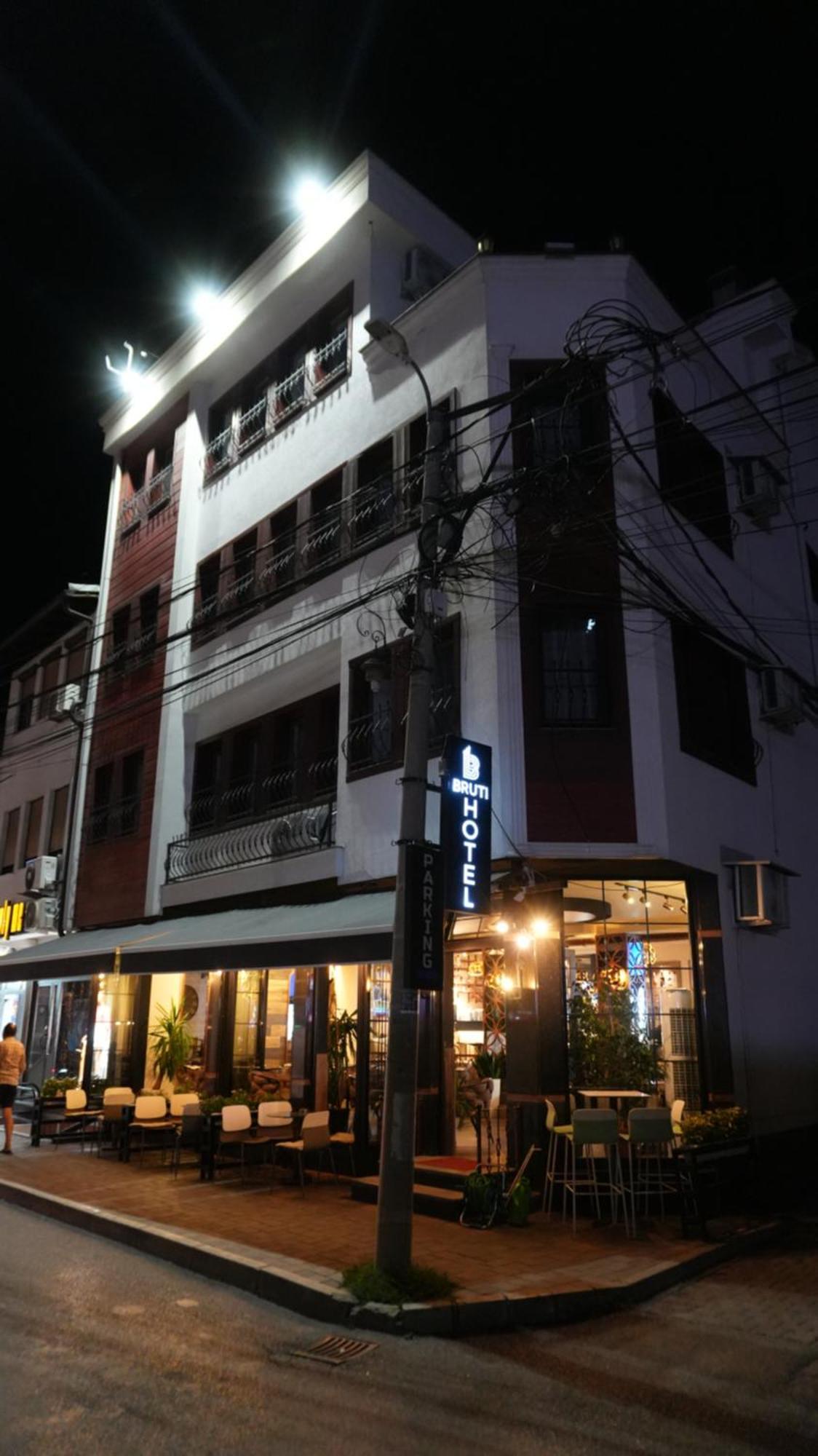 Bruti Hotel Prizren Exterior photo